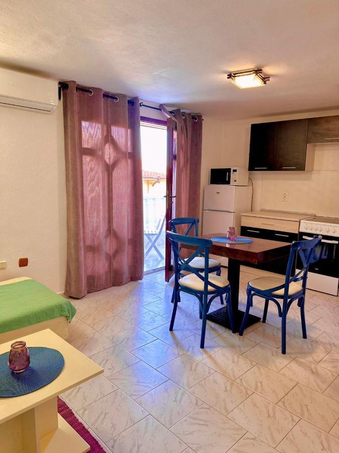 Вила Николета Hotel Sveti Vlas Bagian luar foto