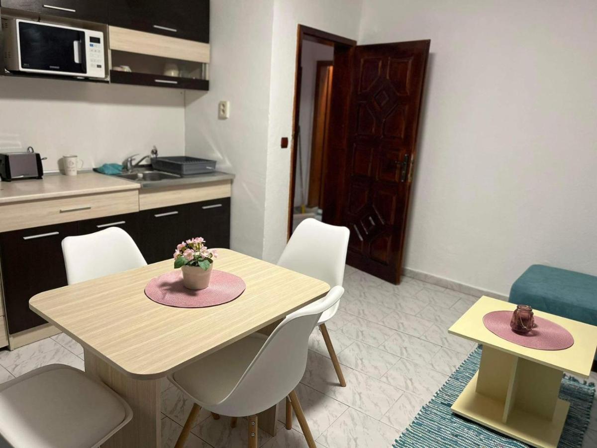Вила Николета Hotel Sveti Vlas Bagian luar foto